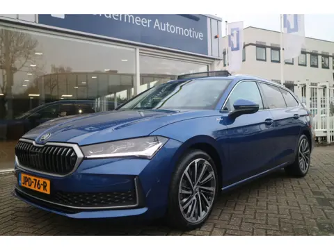 Skoda Superb Combi 1.5 TSI MHEV Combi Lauren & Klement | Lederen bekleding, Canton Sound System, Pan