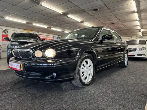 Jaguar X-type 2.0 V6 SE. Leer, Youngtimer, cruise control, Displ en meer!