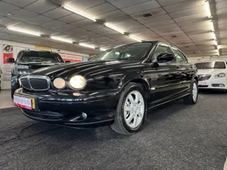 Jaguar X-type 2.0 V6 SE. Leer, nwe apk, Youngtimer, cruise control, Displ en meer!