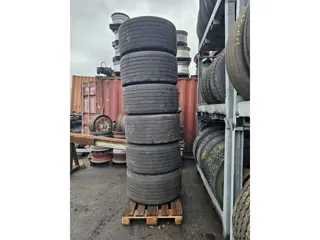 Bridgestone TRAILER TIRE (bj 2000)