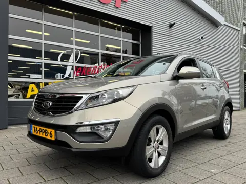 Kia Sportage 2.0 X-ecutive Plus Pack - Airco I Leer I LED I PDC I Sport velgen I Trekhaak