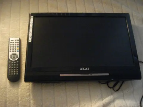 Akai Aled 22052 LED-TV-DVD beelddiagonaal 56 cm