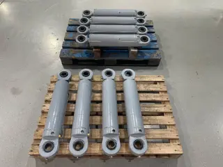 Menzi Muck Cilinders