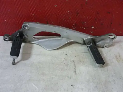 LINKER SCHETSPLAAT Yamaha TDM 2001 - 2004