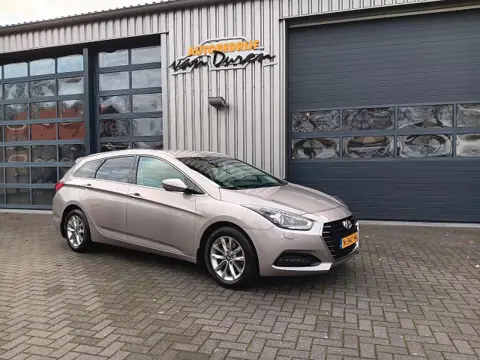 HYUNDAI I40 Wagon 1.6 GDI Business Edition  Cruise/Clima PDC v+a  AUR-Camera  Stoelverw