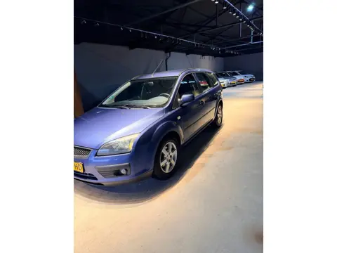 Ford Focus Wagon 1.6-16V First Edition
