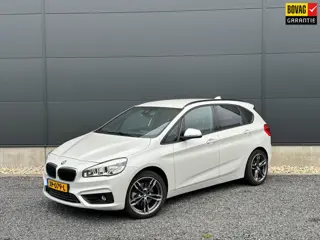 BMW 2-serie Active Tourer 220i High Executive Actie!!! Clima | Navi | Leder