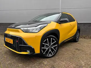 Toyota Aygo X Hybrid 115 GR Sport (bj 2025, automaat)