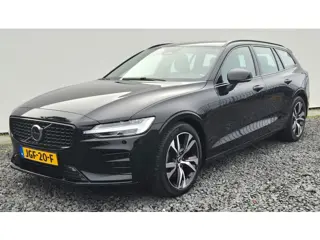 Volvo V60 2.0 B4 Plus Dark Leder pakket RG0R - 18” Wielen -  Climate - Donkere hemel - Electrisch be