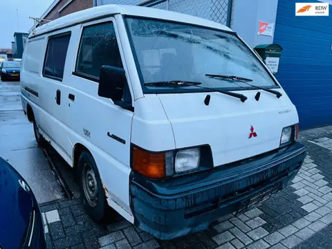 Mitsubishi L 300 2.5 D L 244