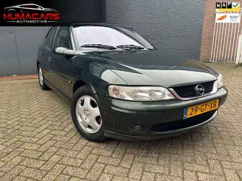 Opel Vectra 1.6-16V Business Edition |waterpomp kapot| automaat|Airco|Nap