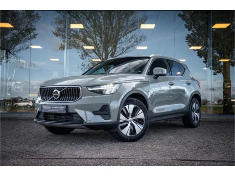 Volvo XC40 T4 Recharge Core Bright ** Camera ** Stuurverwarming ** Rijbereik tot 53km WLTP