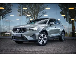 Volvo XC40 T4 Recharge Core Bright ** Camera ** Stuurverwarming ** Rijbereik tot 53km WLTP