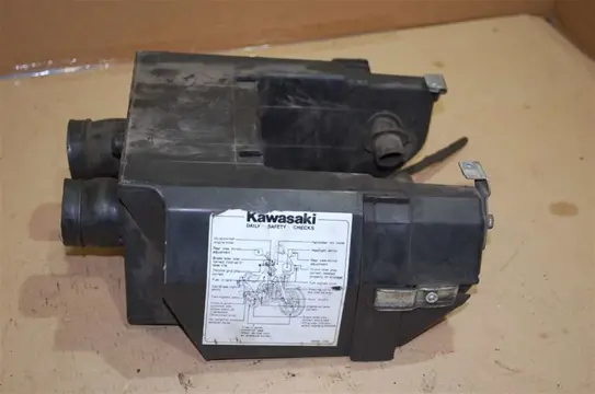 LUCHTFILTERHUIS Kawasaki GPZ 305 1970 - 2012