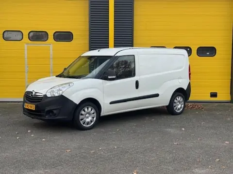 Opel Combo 1.4 MAXI Airco PDC BTW&BPM VRIJ