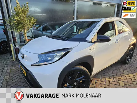 Toyota Aygo X 1.0 VVT-i S-CVT Play,Automaat