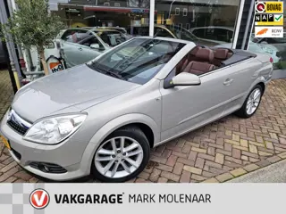 Opel Astra TwinTop 1.8 Temptation,automaat,leder