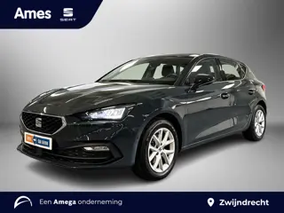 SEAT Leon 1.5 115pk TSI Style Achteruitrijcamera | Parkeersensoren voor & achter | Adaptive cruise c