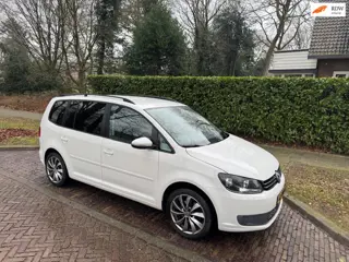 Volkswagen Touran 1.4 TSI Automaat 7p. Distributie vervangen!
