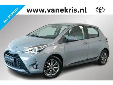 Toyota Yaris 1.5 Hybrid Dynamic, Parkeersensoren