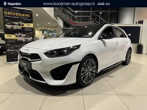 Kia Ceed 1.5 T-GDi GT-PlusLine GT-PLUSLINE nu op voorraad kom langs bij Kooijman in Naarden