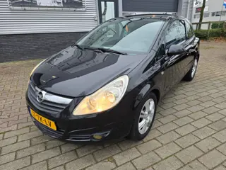 Opel Corsa 1.2 16V Enjoy (bj 2006)