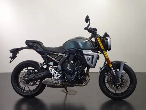 Suzuki GSX-8T (bj 2025)