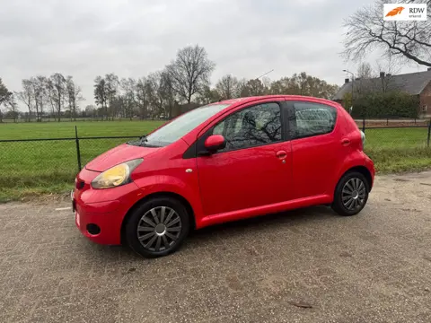 Toyota Aygo 1.0-12V, 5 deurs, APK, cv op afstand, NAP