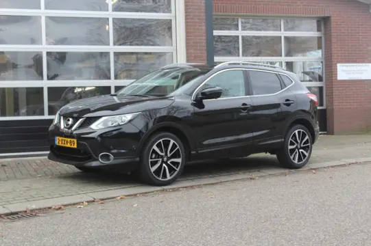 NISSAN QASHQAI 1.2 DIG-T TEKNA GLASS