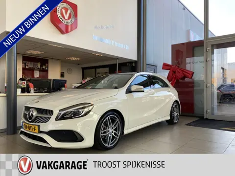 Mercedes-Benz A-Klasse 180 Business Solution AMG,Automaat,Panoramadak,Navigatie,Achteruitrijcamera,C
