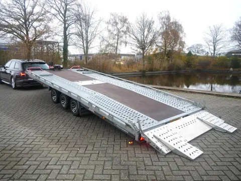 Brian james trailers T6 /350 2022 550x210 Elektrische Lier