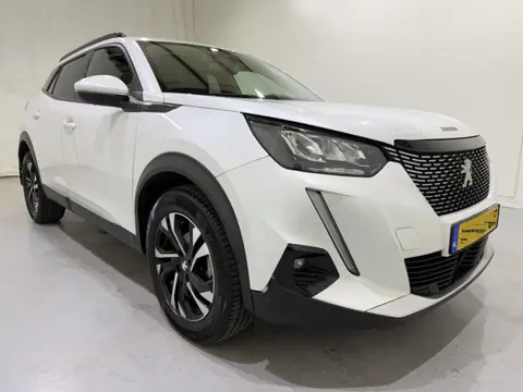 Peugeot 2008 1.2 Blue Lease Allure (bj 2021)