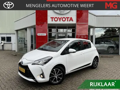 Toyota Yaris 1.5 Hybrid Design Sport