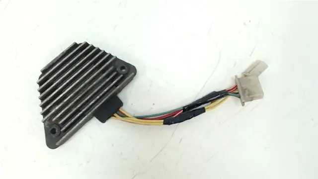 SPANNINGSREGELAAR Honda VT 500 1983 - 1986