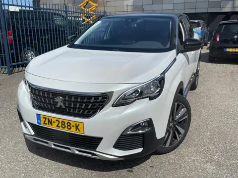 Peugeot 3008 1.2 RIEM VERVANGEN BIJ 85921KM NAVI ECC 1/2LEER