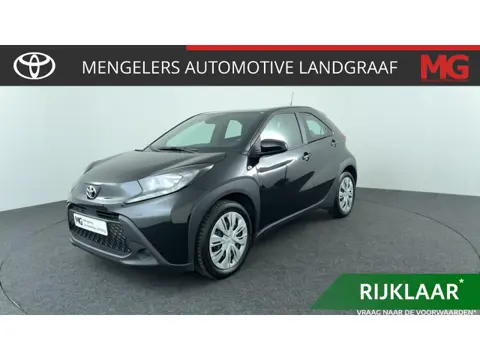 Toyota Aygo X 1.0 VVT-i MT Play