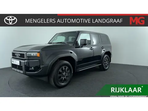 Toyota Land Cruiser 2.8 D-4D Challenger 7p. *Prijs excl. BPM/BTW €77.000,- | Prijs op basis zakelijk