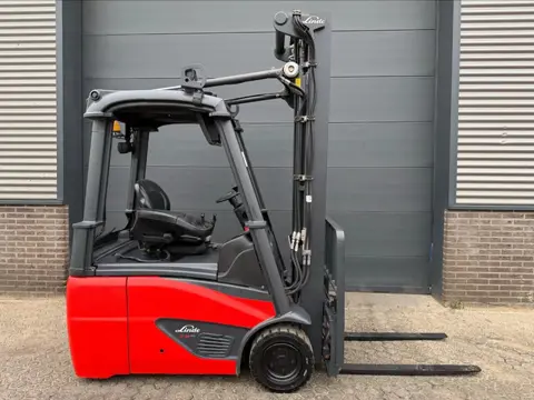 Linde E16C-02 1,6 ton elektrische heftruck (bj 2017)
