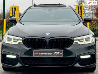 BMW 5-serie Touring 530d xDrive M-Pakket 2019 RIJK UITGERUST
