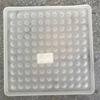SCHAAL ONDERZETTER GLAS MAT WIT VIERKANT 21,5 CM NIEUW