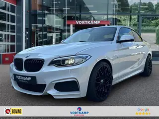 BMW 2-SERIE 218i M-PAKKET NAVI/LEDER/CRUISE/PDC/STOELVERW