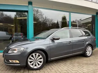 VOLKSWAGEN PASSAT 1.4 TSI DSG Navi, Cruise, PDC, TrHaak, NAP