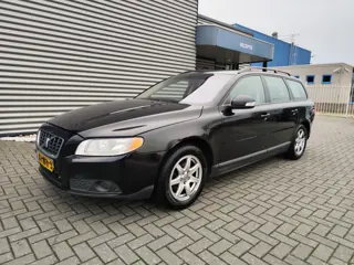 Volvo V70 2.0F Kinetic