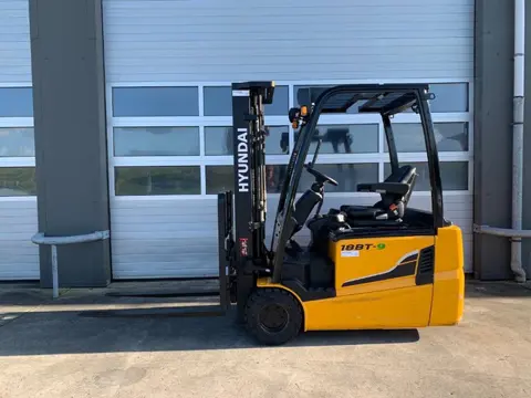 Huren Heftruck huren ? Ruime voorraad beschikbaar