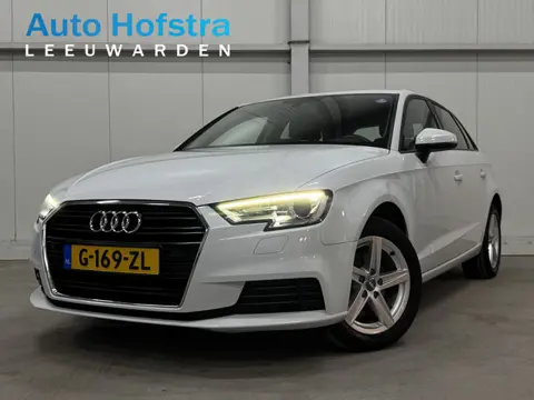 Audi A3 Sportback 30 TFSI Pro Line METALLIC-LAK LED NAVI PDC LMV 1STE.EIGEN.