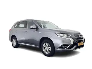 Mitsubishi Outlander 2.0 PHEV (Plug-In) Pure (INCL-BTW) Aut. *LEATHER-MICROFIBRE | COMFORTSEATS | CA