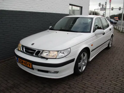 Saab 9-5 2.3 T SE Aero