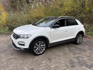 Volkswagen T-Roc 1.5 TSI Style Business virtual Carplay Camera