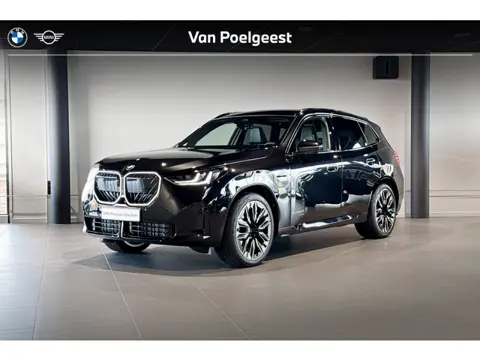 BMW X3 30e xDrive | M Sport Pro | Harman Kardon | Glazen Panoramadak | Iconic Glow | Trekhaak |