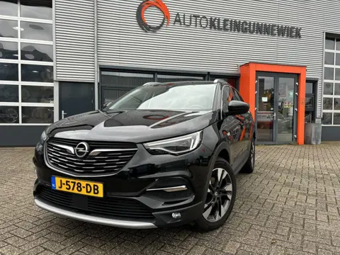 Opel Grandland X 1.2 Turbo Business Executive Automaat NL-Auto / Apple/Android Carplay / All-season 